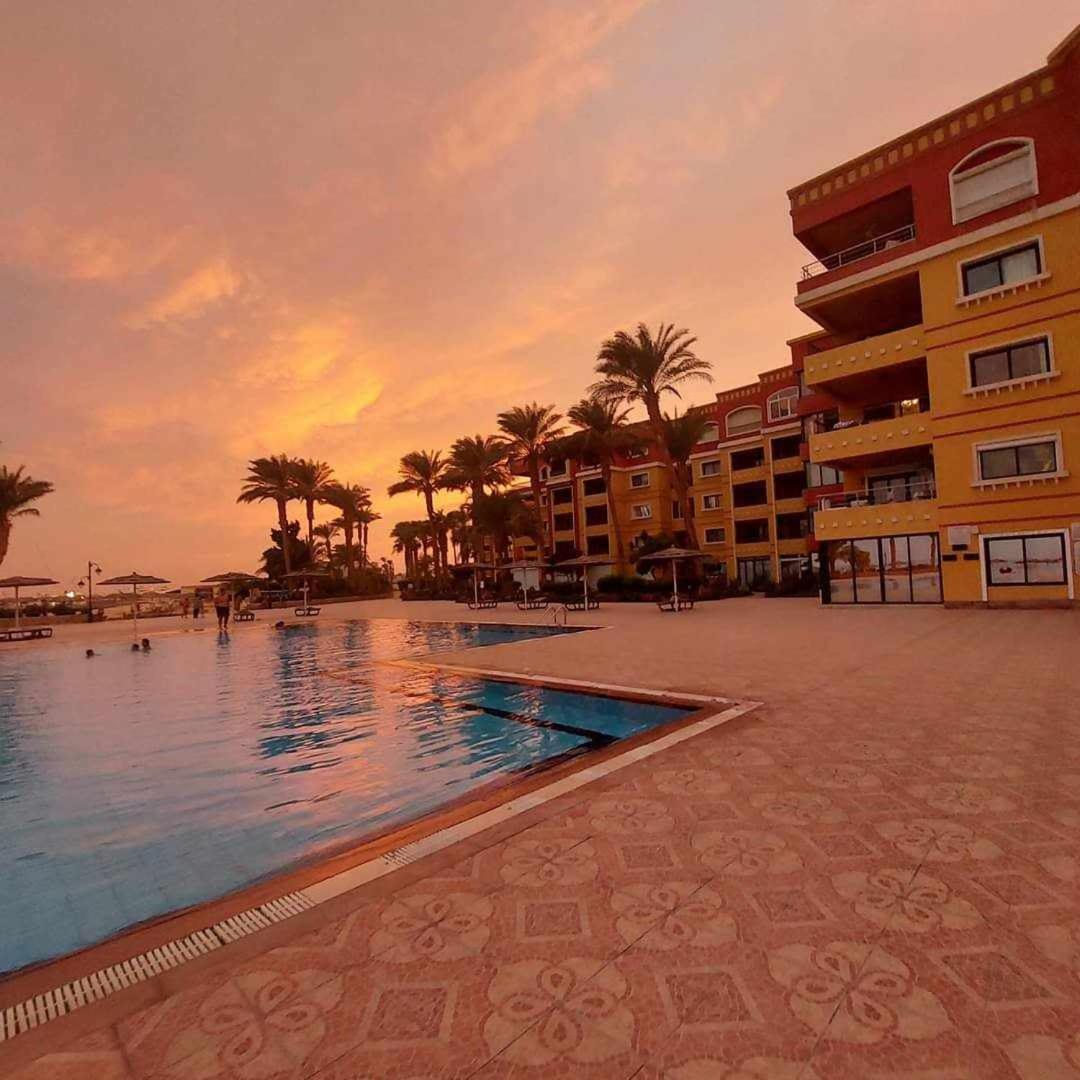 Esplanada Beach Apartment Hurghada Buitenkant foto